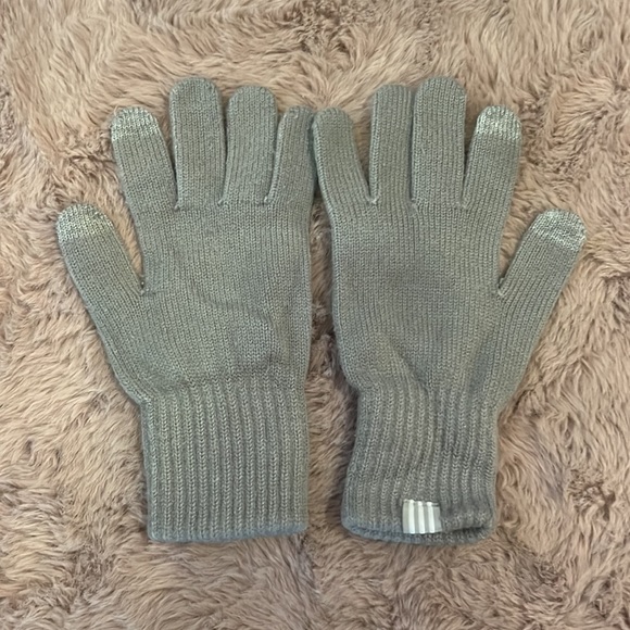 Adidas gray mittens gloves from Adidas Milan, Italy store excellent condition S​ - Picture 5 of 7